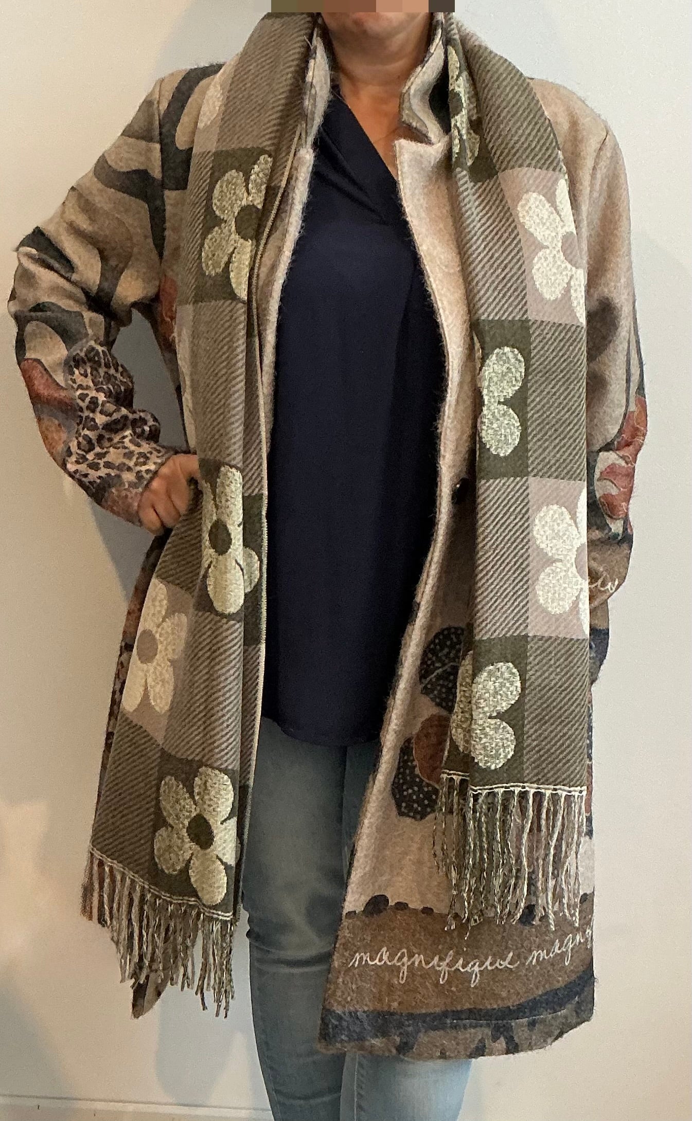 Écharpe Élégante Motif Fleurs - Accessoire Mode Féminin
