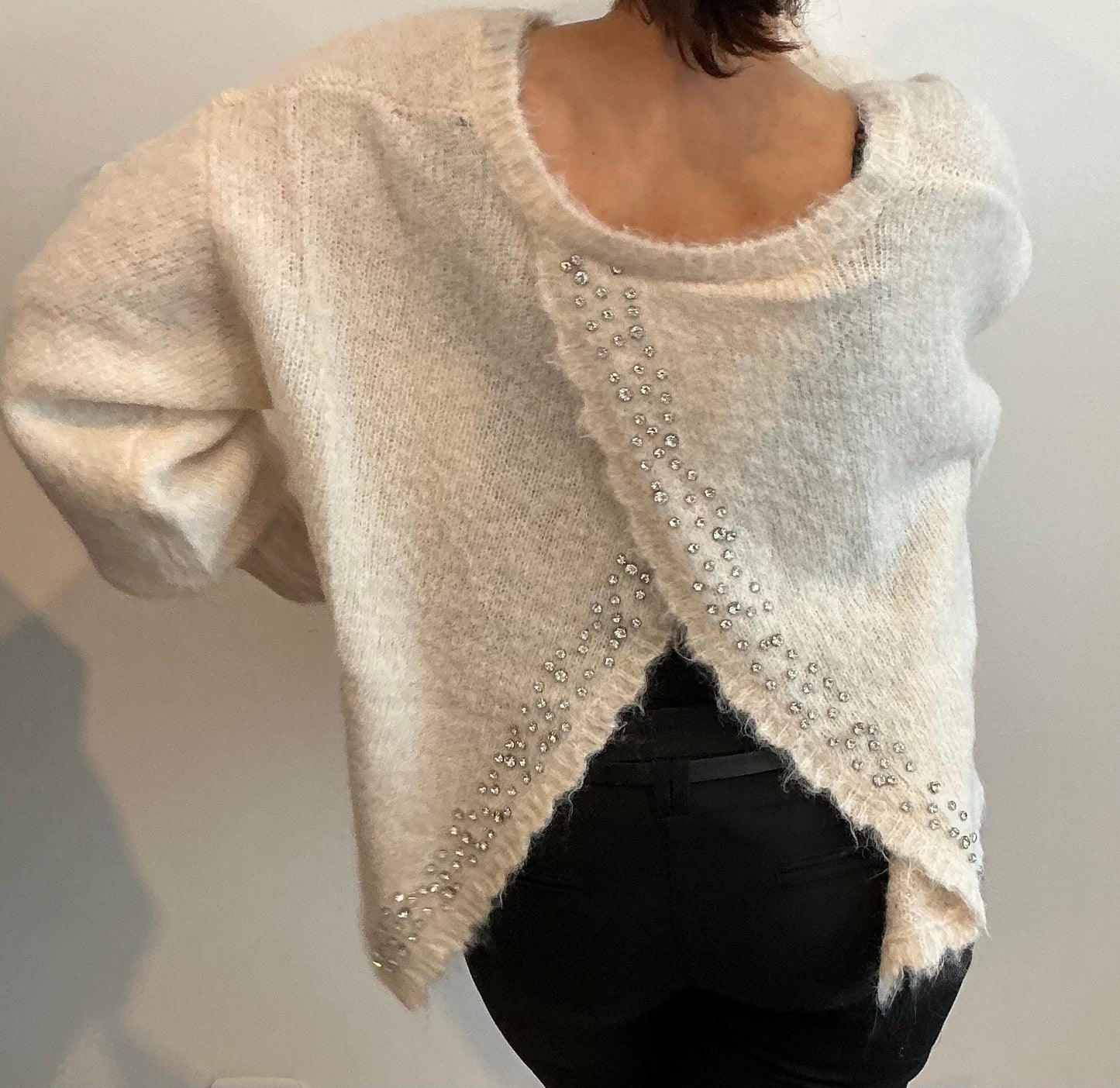 Pull LYAH dos strass taille unique