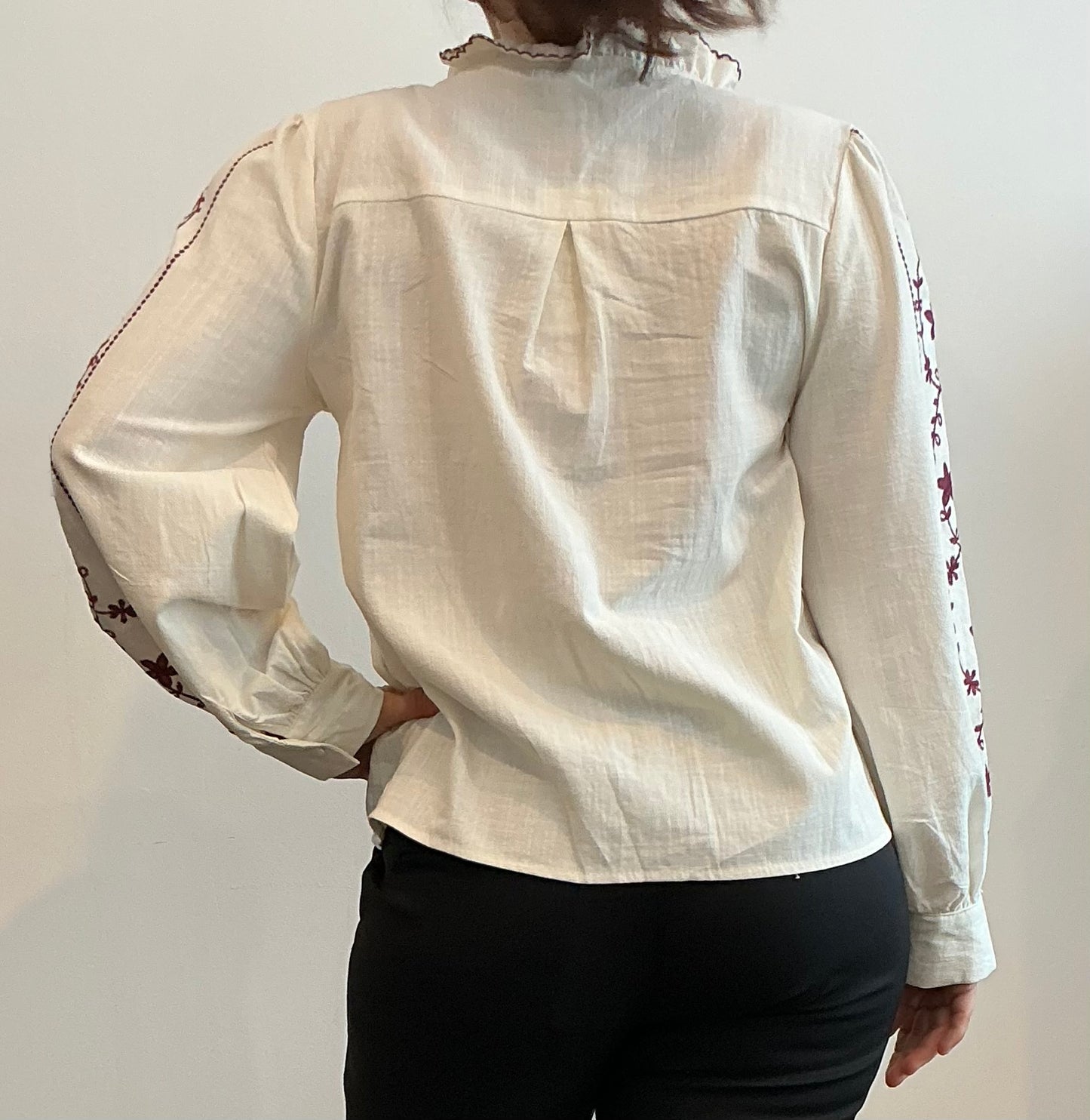 Tunique broder, manches