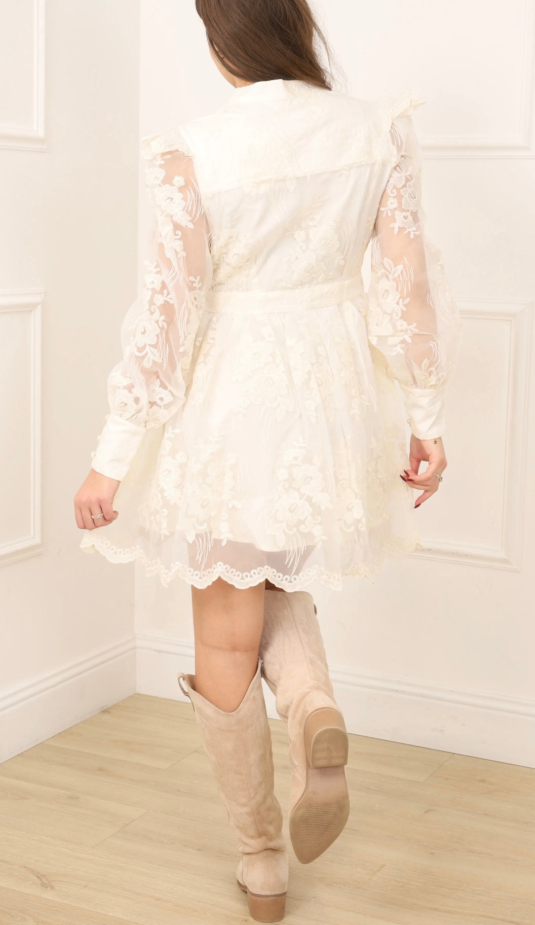 Robe en Dentelle Doublée